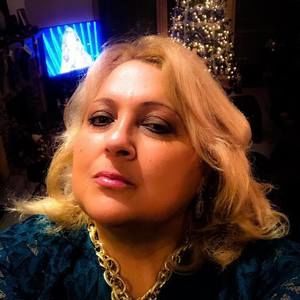 Meet your Posher, Delia